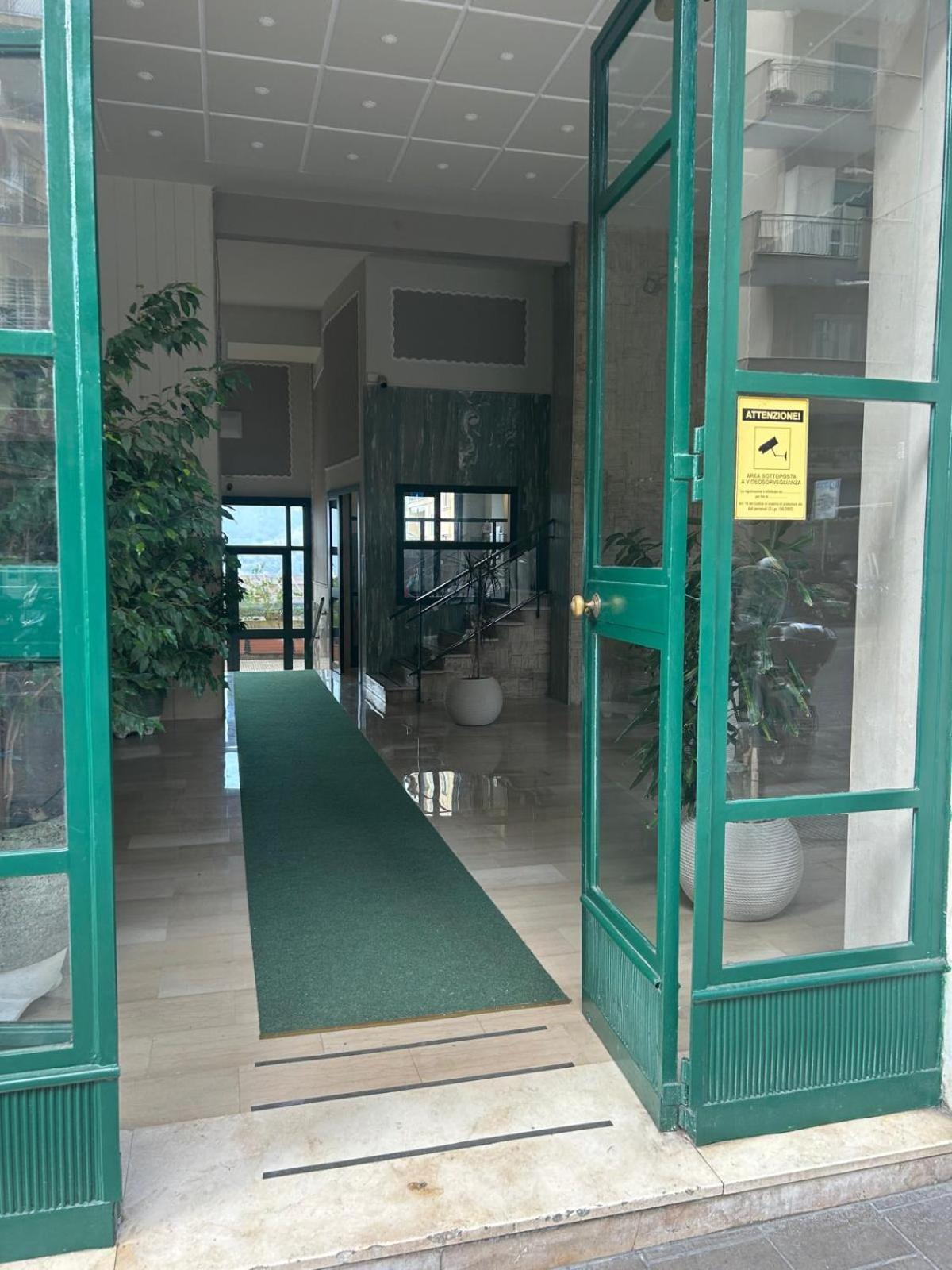 Vomero Experience Apartment Naples Luaran gambar